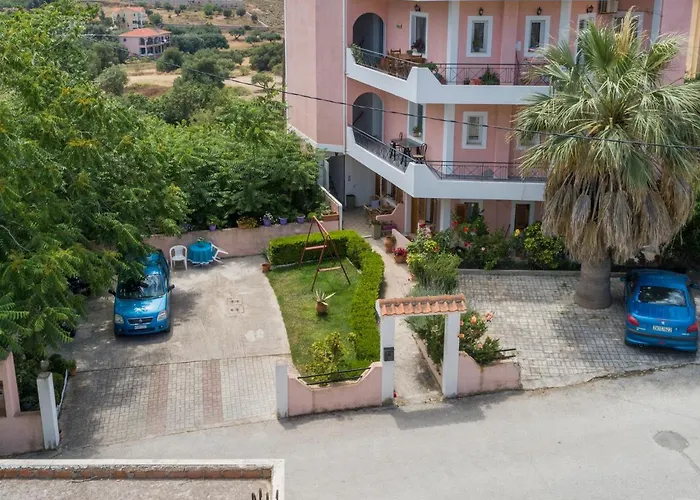 Апартаменты Greg's House Kefalonia *